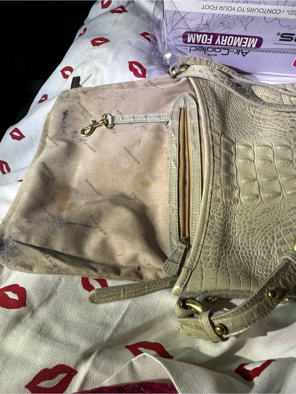 Brahmin Jodie Metallic Crossbody Bag in Champagne Gold. Rare 2-eyed bag. EUC - Picture 9 of 9